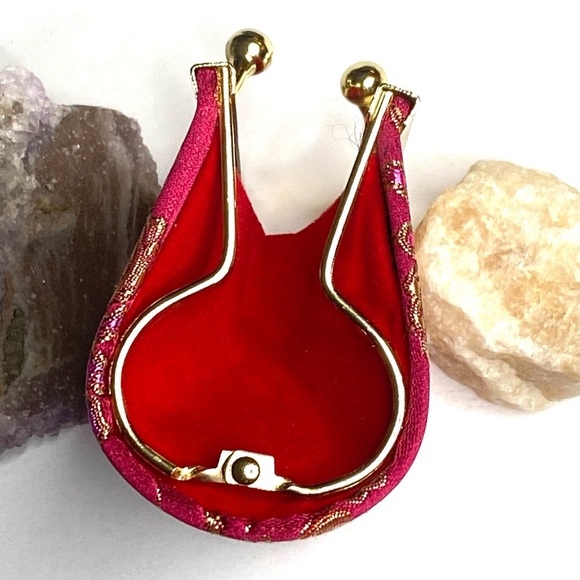 Cute and Small Little & Structured Asian Style Wallet for Change or Small Bills - Picture 9 of 10